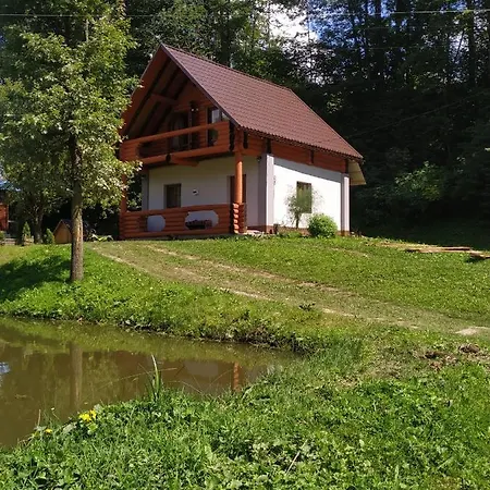 на лузі Дом отдыха *