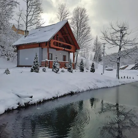 на лузі * Verkhne-Studenyy