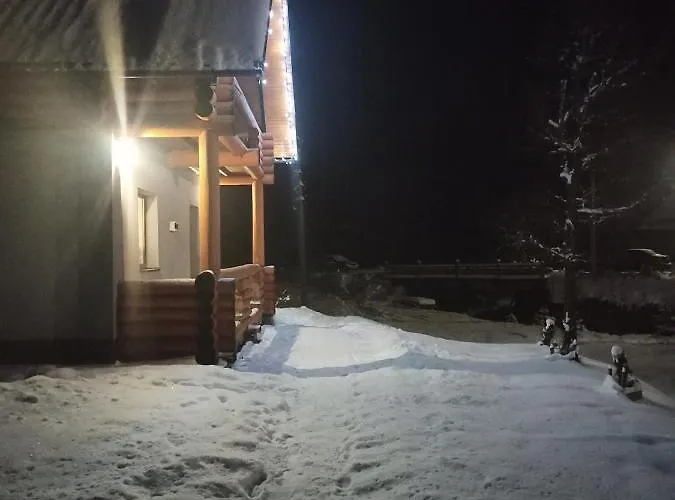 на лузі Casa vacanze Verkhne-Studenyy