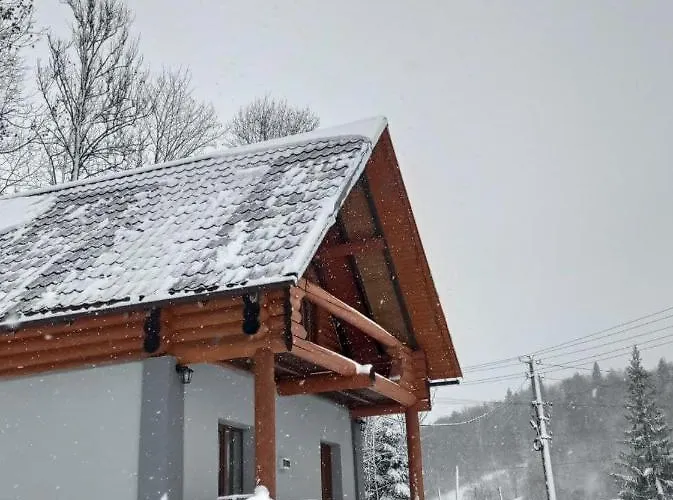 на лузі Casa vacanze Verkhne-Studenyy